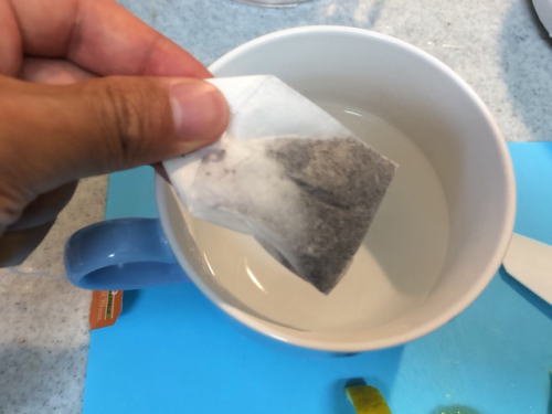 自由研究実験用の紅茶